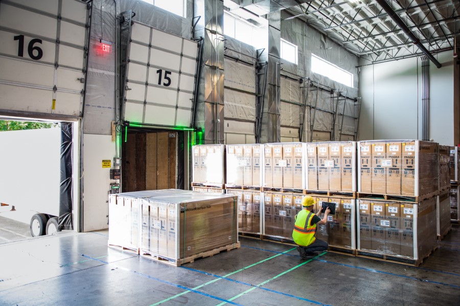 4 Advantages of Modern Warehouse Management Solutions
